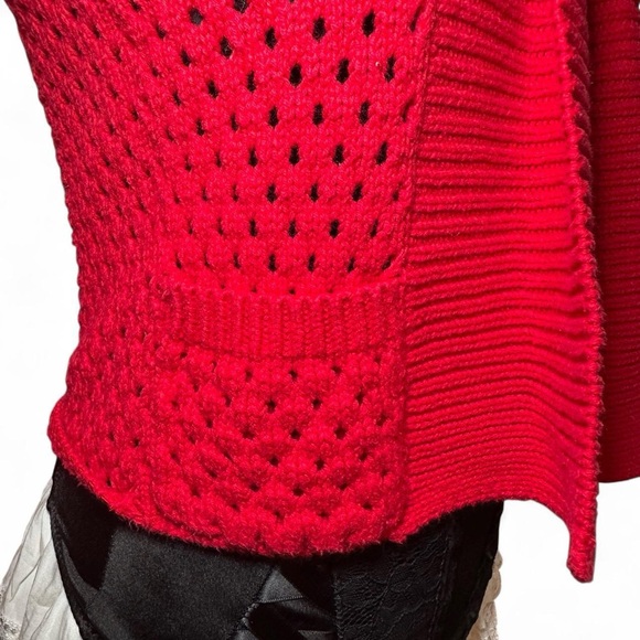 Red Valentine’s Day Cropped Crochet Cardigan - Picture 3 of 5